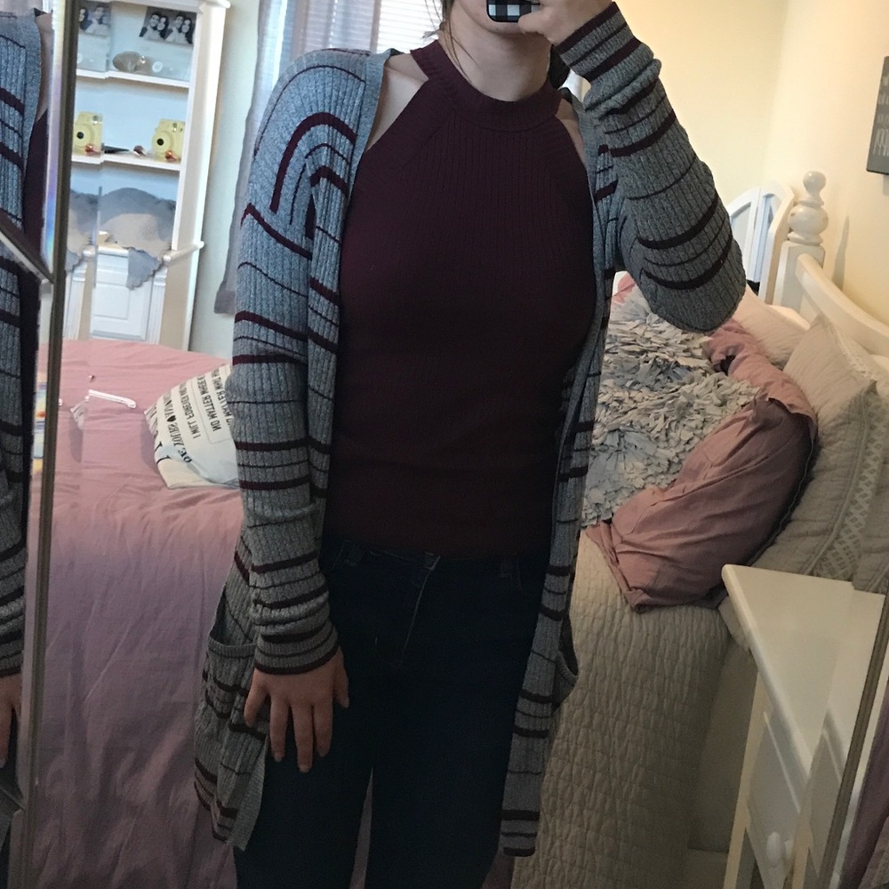 Cardigan - Picture 2 of 2